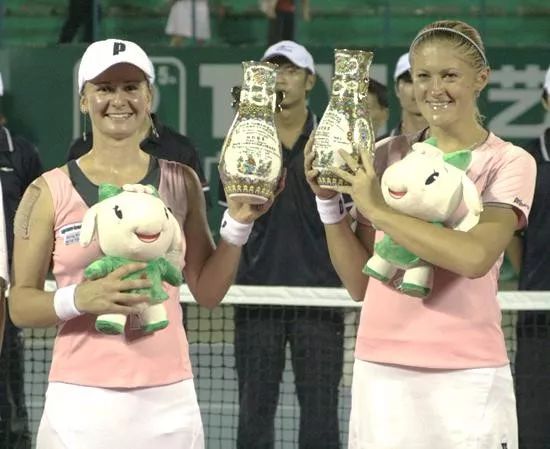 中的表现让 中的表现让