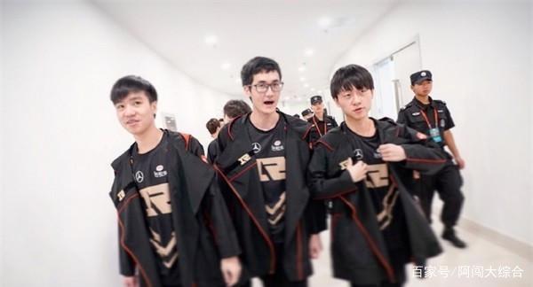右闸前提